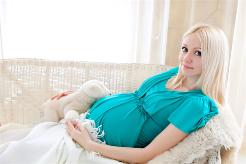 宁波助孕公司网：根据怀孕的症状，你可以知道你将会有一个早期的男孩或女孩。